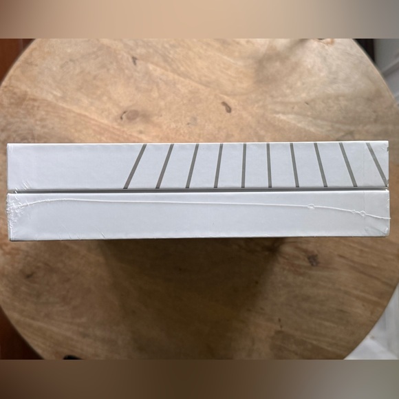 *NIB**CURRENTBODY LED Red Light Therapy Face Mask - Series 1 - Picture 12 of 15